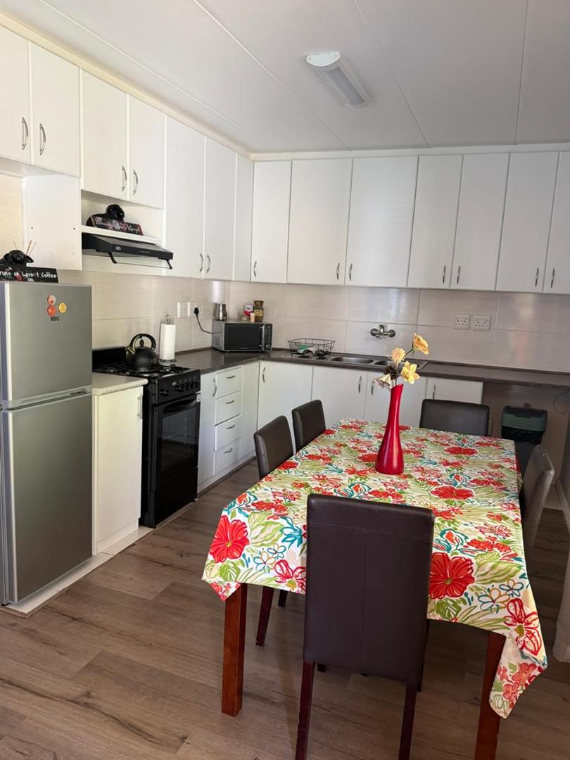 2 Bedroom Property for Sale in Protea Heights Western Cape